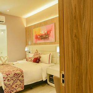 Standard Without Window Queen Room